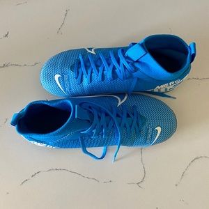 Nike Boys soccer cleats